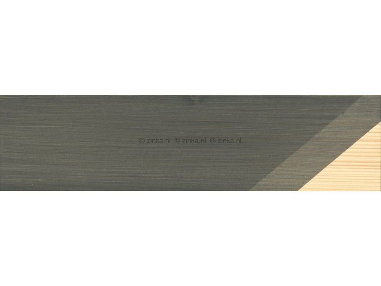 Resultaat na gebruik van Granietgrijs Vergrijzingsbeits 