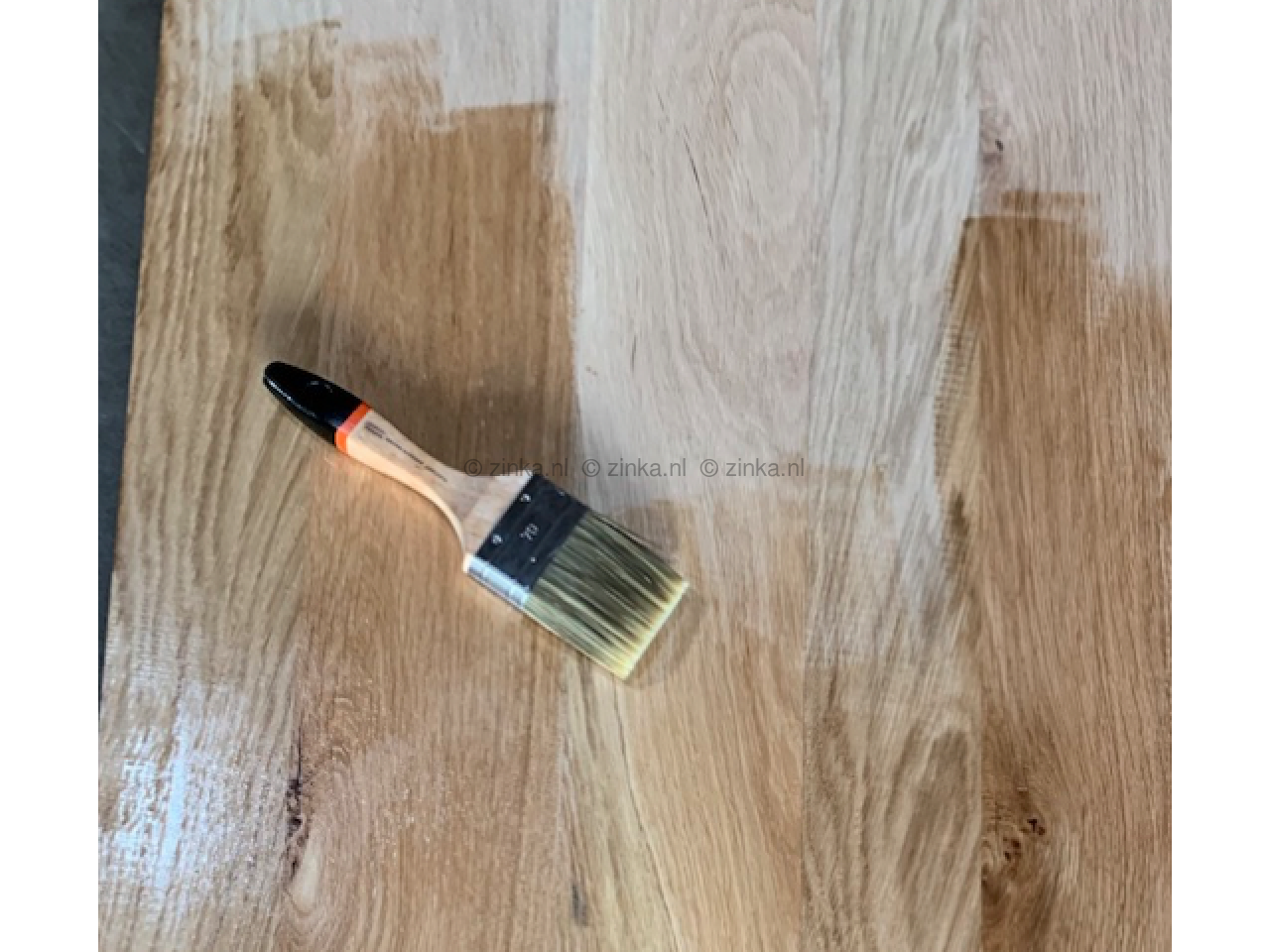 "Verzorg en bescherm je houten werkblad met Eco Werkbladolie"