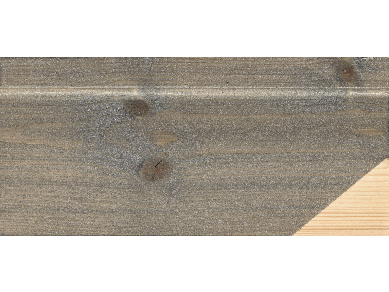 Houten plankje behandeld met Induline LW-717 Grey-Protect in salie