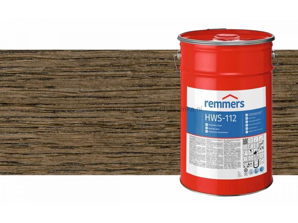 Close-up van Remmers HWS-112 Hardwax Sealer verpakking van 20 liter samen met eeen kleursample